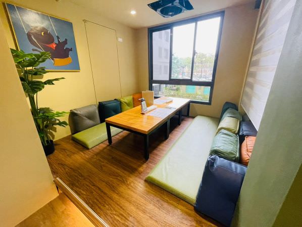 森林小徑文心店用餐环境